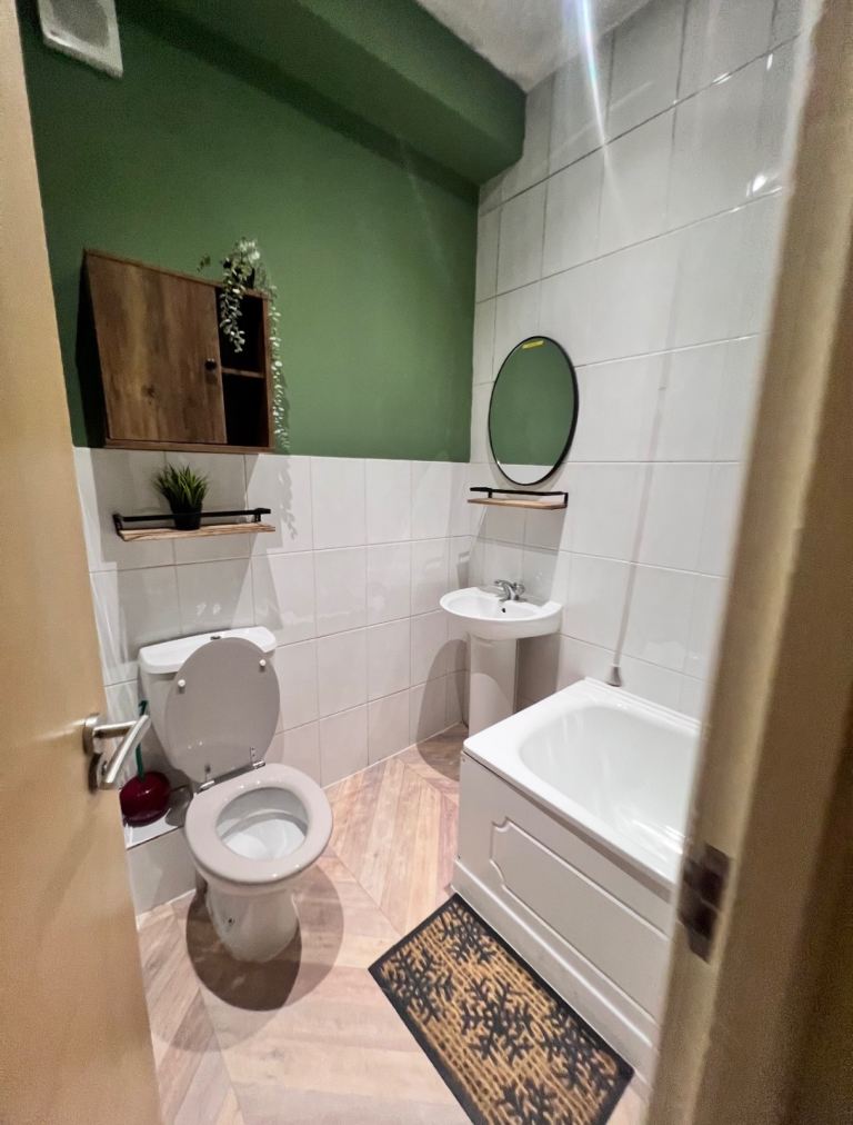Double room including bills for single occupancy Postcode PO1 4BD