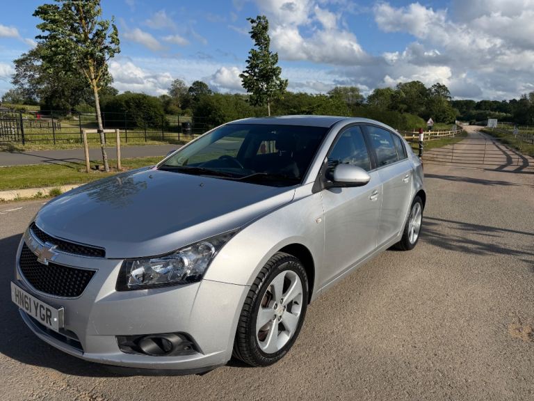 Chevrolet, CRUZE, Hatchback, 2012, Other, 1796 (cc), 5 doors