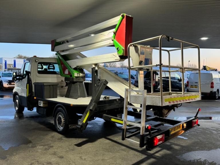 2018 Iveco Daily CHERRY PICKER 2.335S12 3500KG NO VAT! CHASSIS CAB Diesel Manual