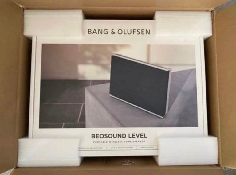 Bang & Olufsen Level wireless speaker 