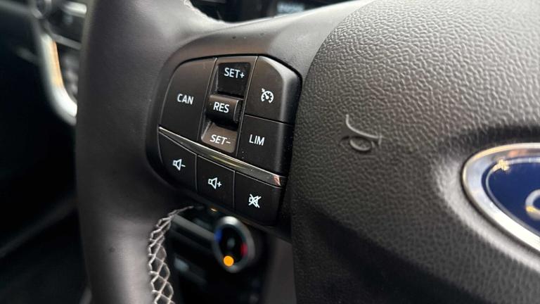 2022 Ford Puma 1.0 EcoBoost Hybrid mHEV Titanium 5dr Hatchback Petrol Manual