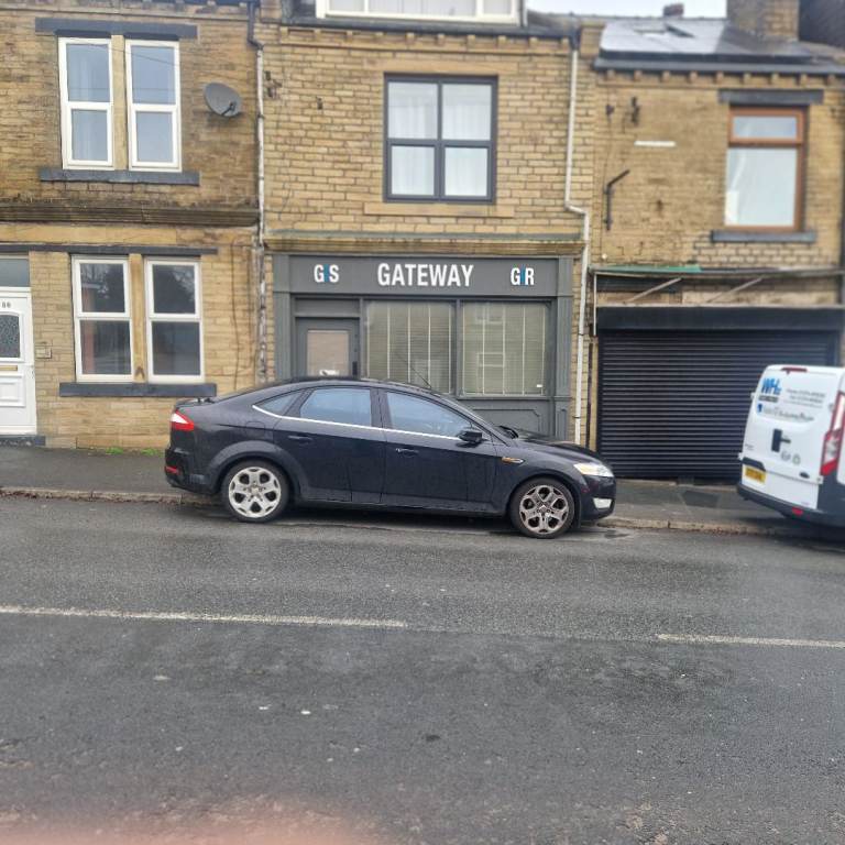 Commercial Unit to Rent at BD6 - Near Wibsey - Holroyd Hill