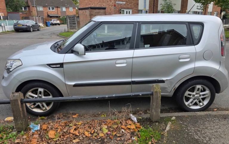 Kia, SOUL, Hatchback, 2010, Manual, 1582 (cc), 5 doors