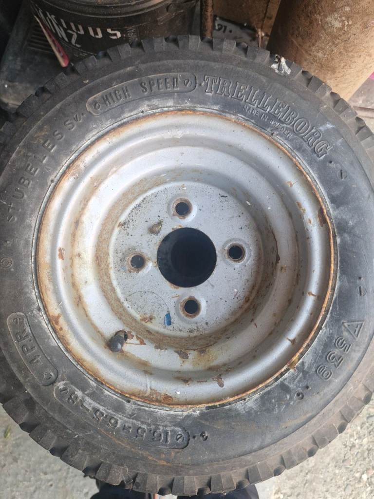 Trailer wheels 