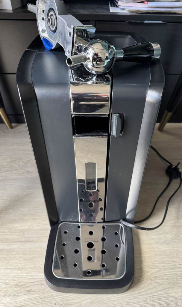 Philips Perfect Draft Beer Machine