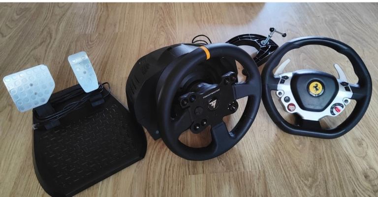  Playseat Evolution Gaming Chair with Thrustmaster TX leather edition FFB steering wheel & Pedals