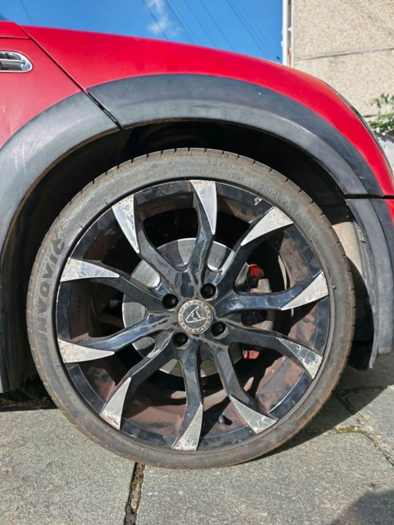 Wolfrace assassin 17" alloys 