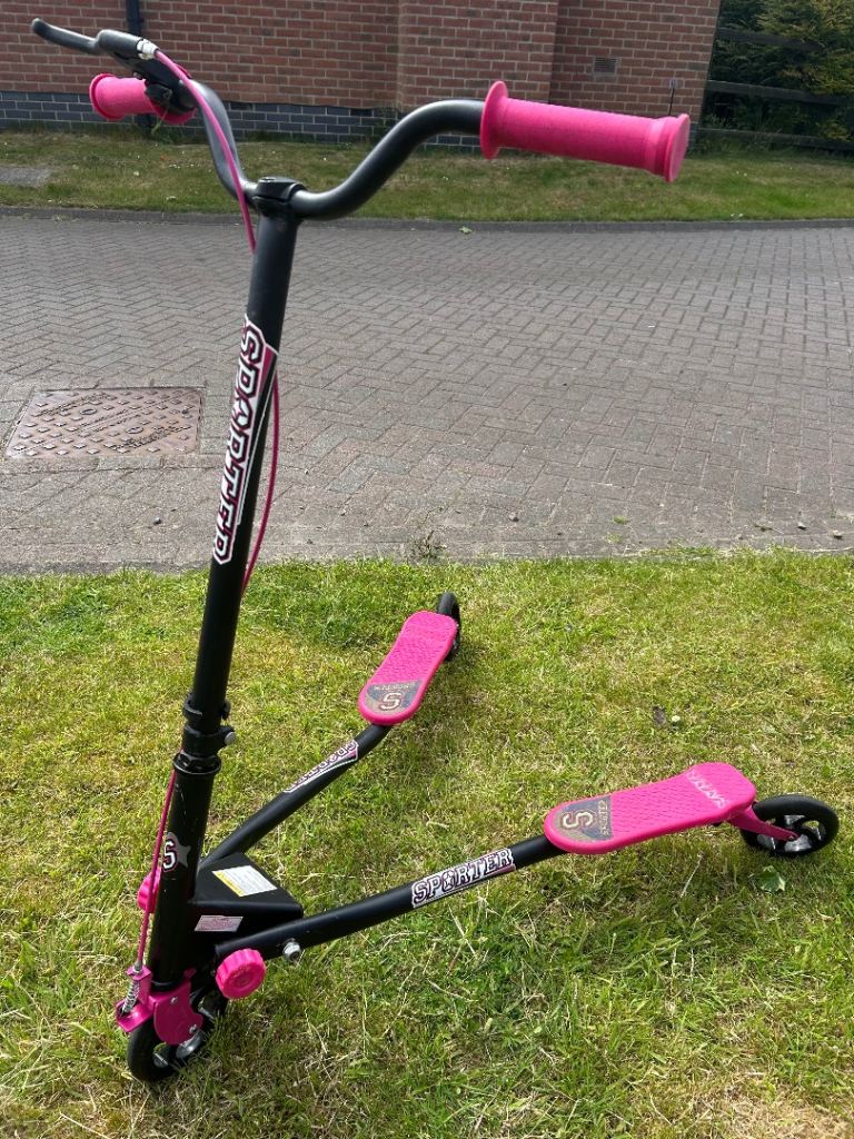 Wiggle scooter foldable