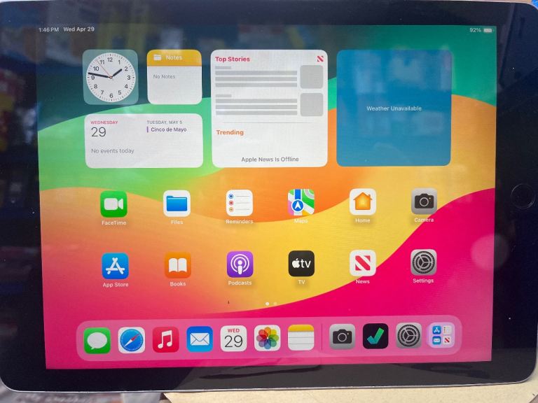 Apple iPad 6th generation 