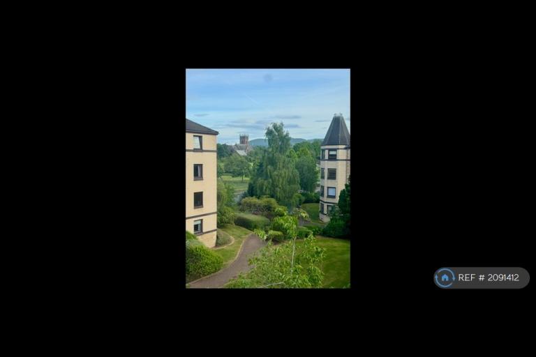 2 bedroom flat in West Bryson Road, Edinburgh, EH11 (2 bed) (#2091412)