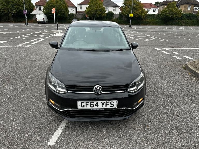 Volkswagen Polo 1.0 liter Petrol 2014 parking sensors & low mileage 