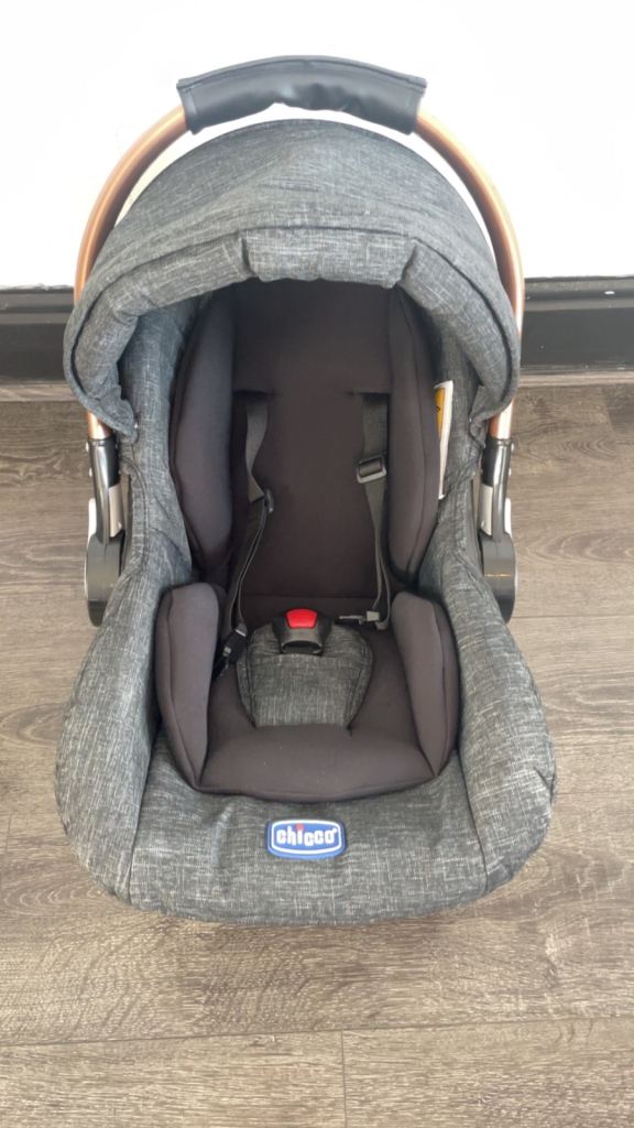 Chicco baby car seat 