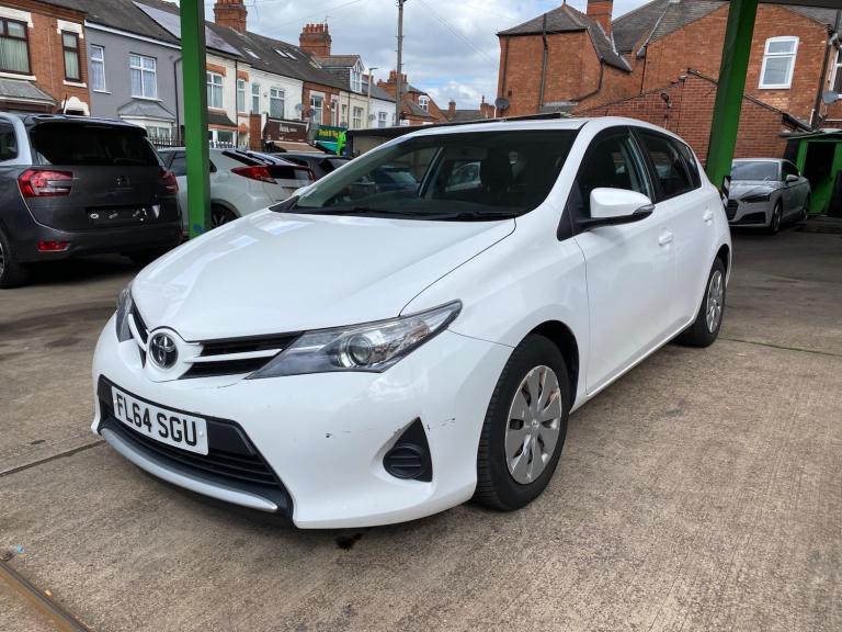 2014 Toyota Auris 1.4 D-4D Active 5dr HATCHBACK DIESEL Manual