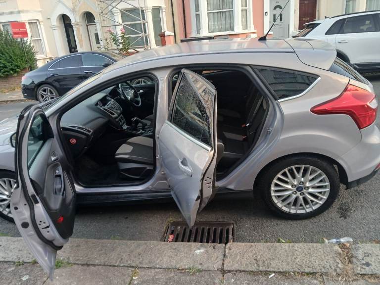 Ford, FOCUS, Hatchback, 2014, Manual, 998 (cc), 5 doors ULEZ comp HPI clear