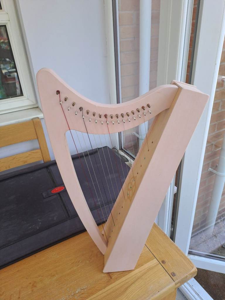 Small Pink Harp - Good Condition