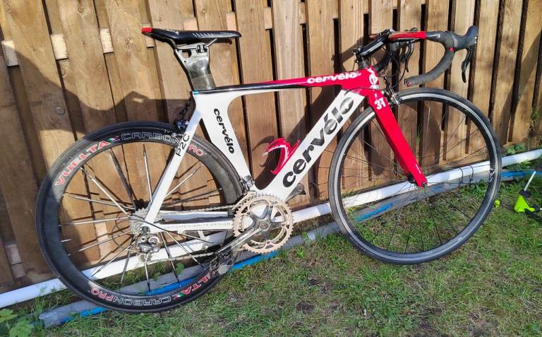 CERVELO ROAD BIKE