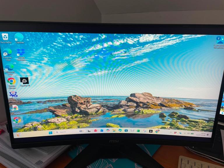 MSI Curved Gaming Monitor – Good Condition