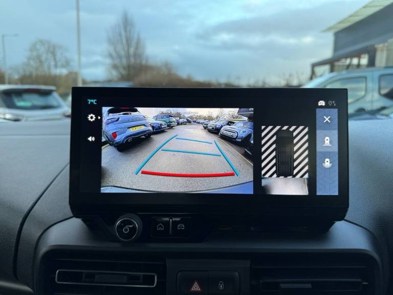 2025 Citroen Berlingo 100kW Plus XL 52kWh 5dr Auto [7 Seat] MPV ELECTRIC Automatic