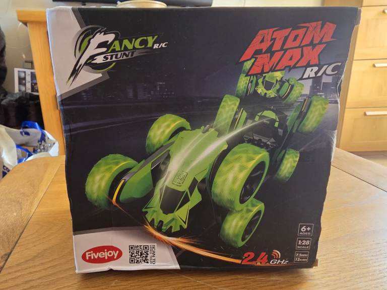 Atom max RC car
