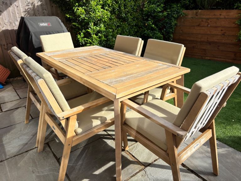 Kettler Garden Furniture Set - Table and Six Chairs