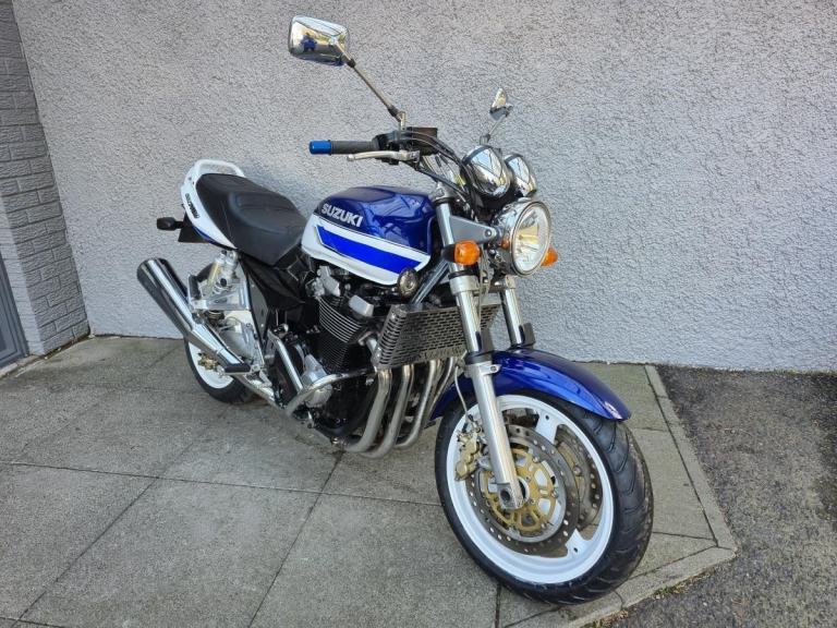 2002 Suzuki GSX1400 K2 early twin pipe model