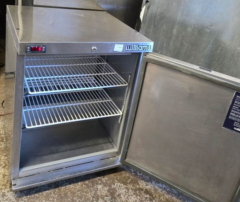 Williams HA135SS 133 Ltr Single Door Undercounter FRIDGE, Catering or commercial Fridge