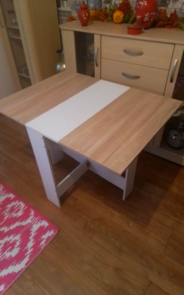 AS NEW DROP LEAF TABLE 