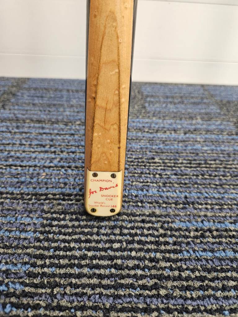 vintage joe davies champion snooker cue worlds record 146 vintage hard case included