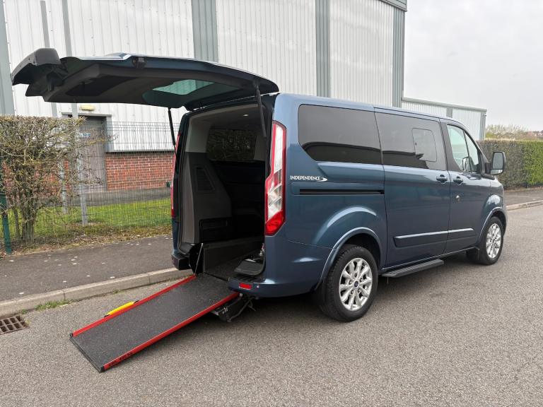 2020 Ford Tourneo Transit Custom Titanium Wheelchair WAV 4 SEATS - NEW WET BELT
