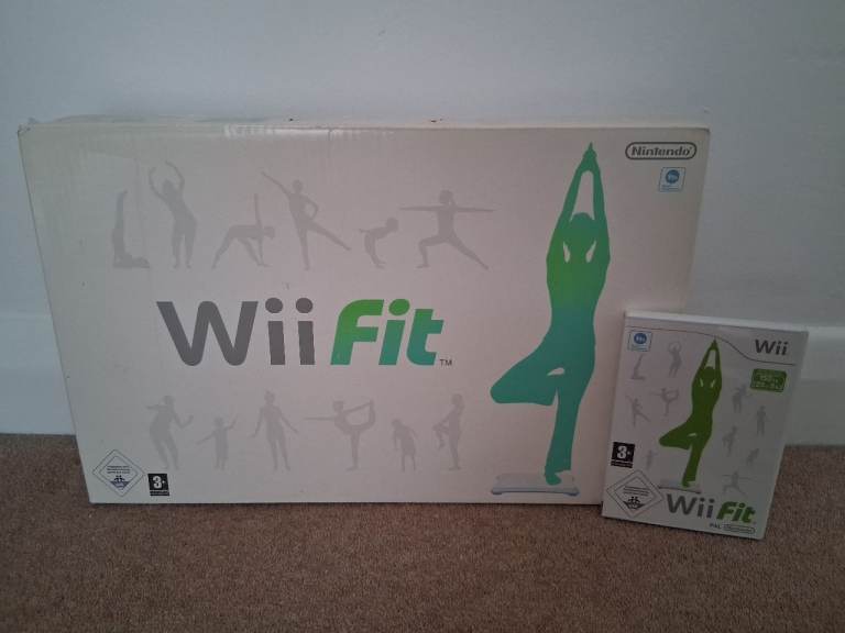 Nintendo Wii Fit Balance Board with Game – Good Condition