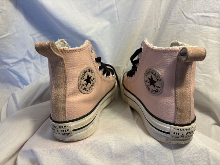 Converse All Star Pink High-Top Trainers – Good Condition