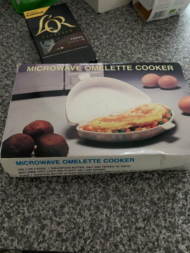 Microwave Omelette Cooker