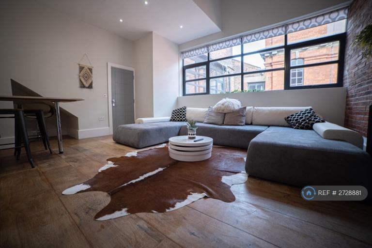 1 bedroom flat in Guildford Street, Luton, LU1 (1 bed) (#2728881)