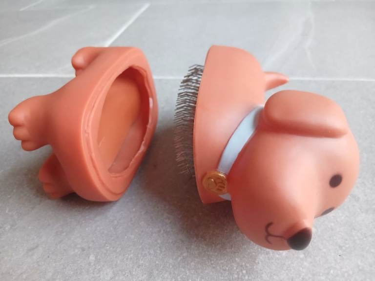 BRAND NEW Dog Brush