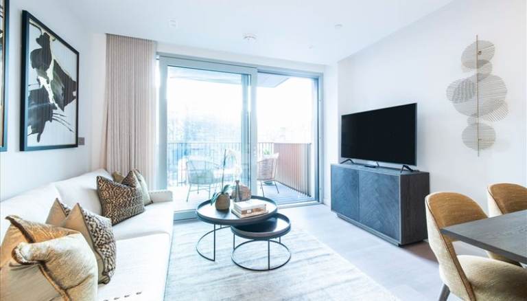 Luxury 1 Bedroom Apartment West End Gate
