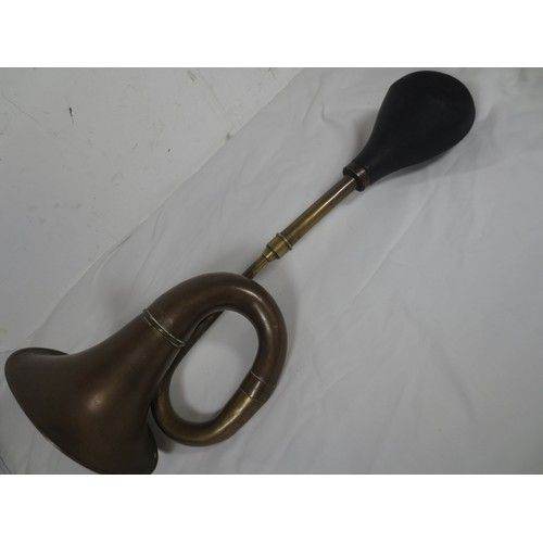 Rare Antique Brass Bulb Car Horn with Rubber Squeeze Early 20th Century Works 