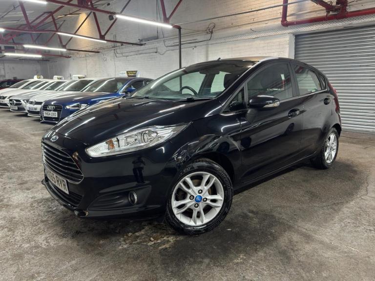 2015 Ford Fiesta 1.0T EcoBoost Zetec Euro 6 (s/s) 5dr HATCHBACK Petrol Manual