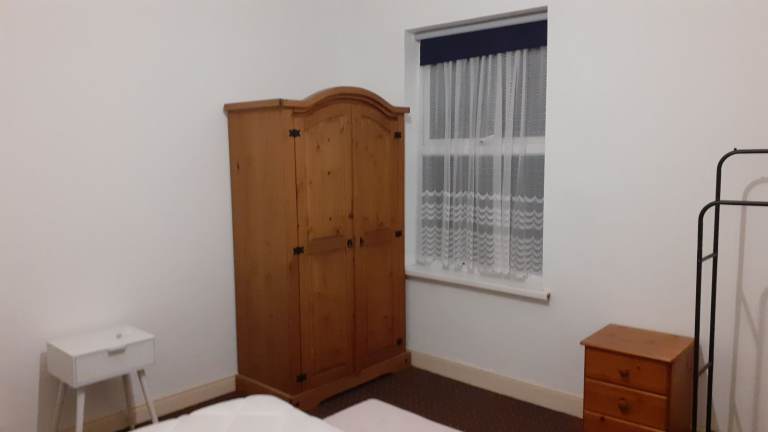 Hyson Green furnished double room