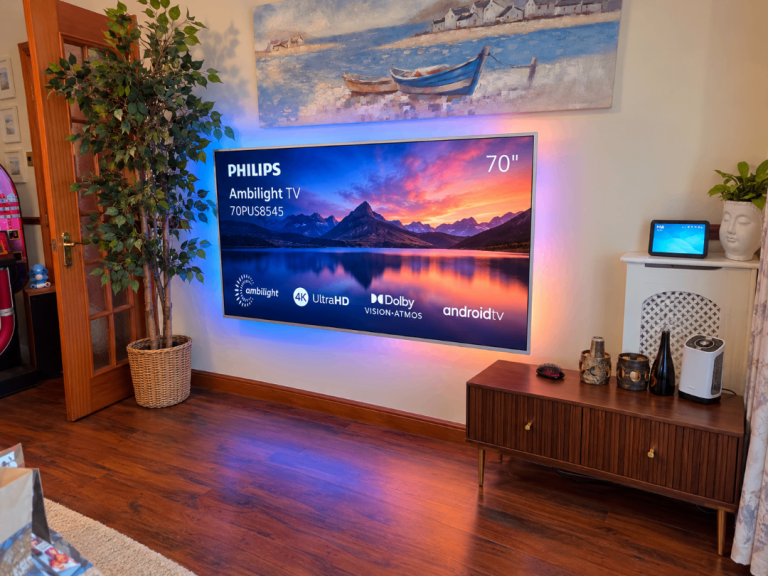 Philips 70" Ambilight 4K Smart TV