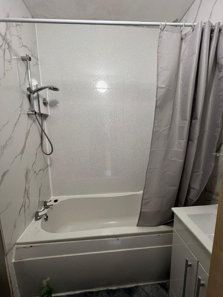 Room in Leicester (LE3 9FR) 