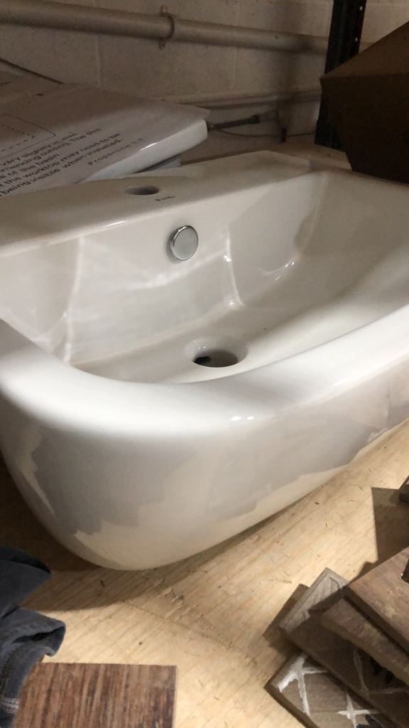 Imex 560mm Semi recessed ceramic basin with one tap hole White BNIB 