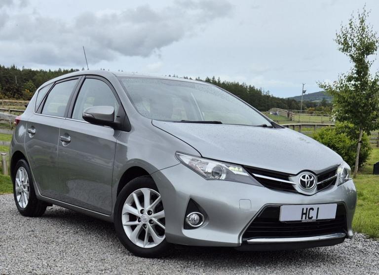TOYOTA AURIS 1.3 Dual VVT-i Icon 2013
