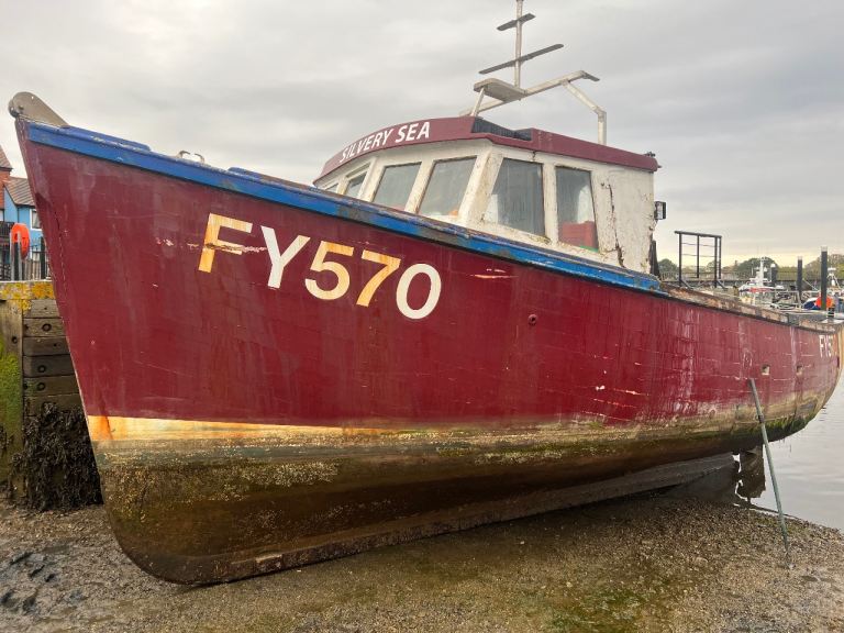 Wooden fishing boat project