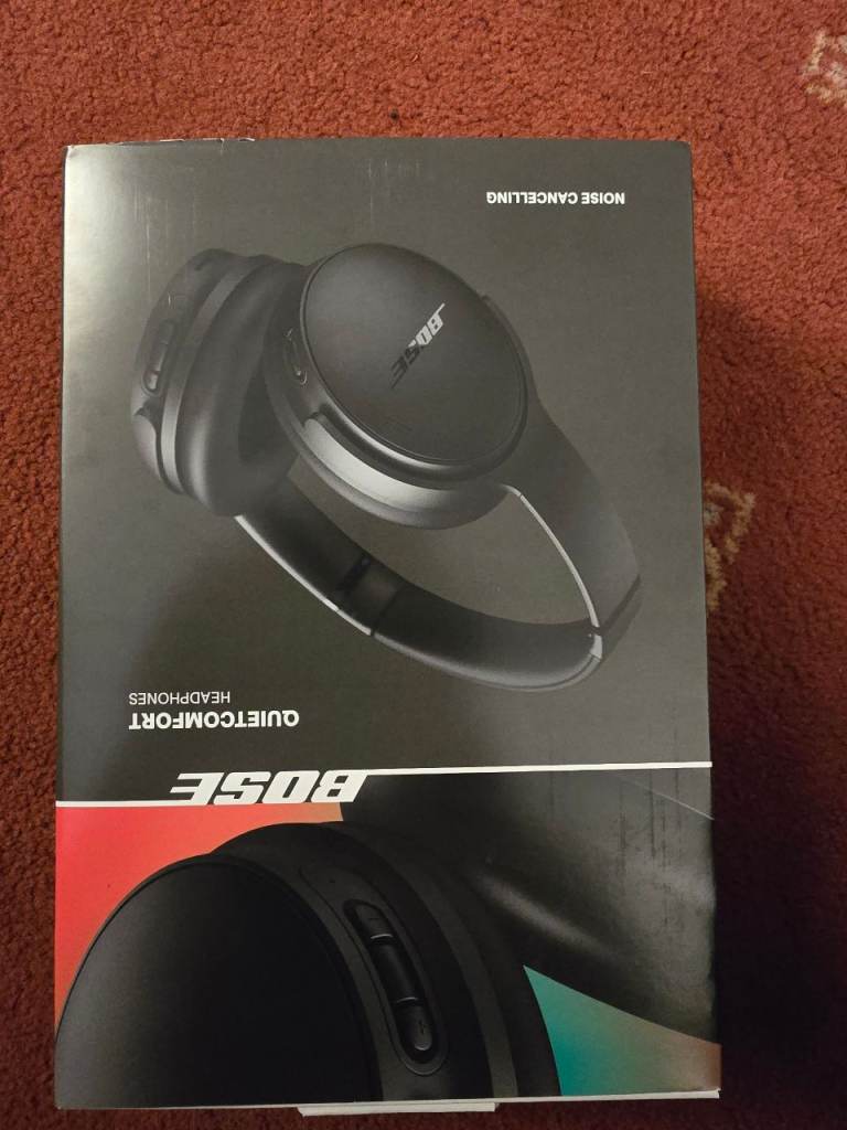 BOSE QUIETCOMFORT headphones