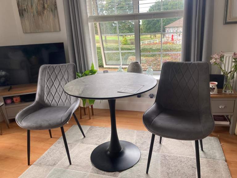 Bistro table and chairs 