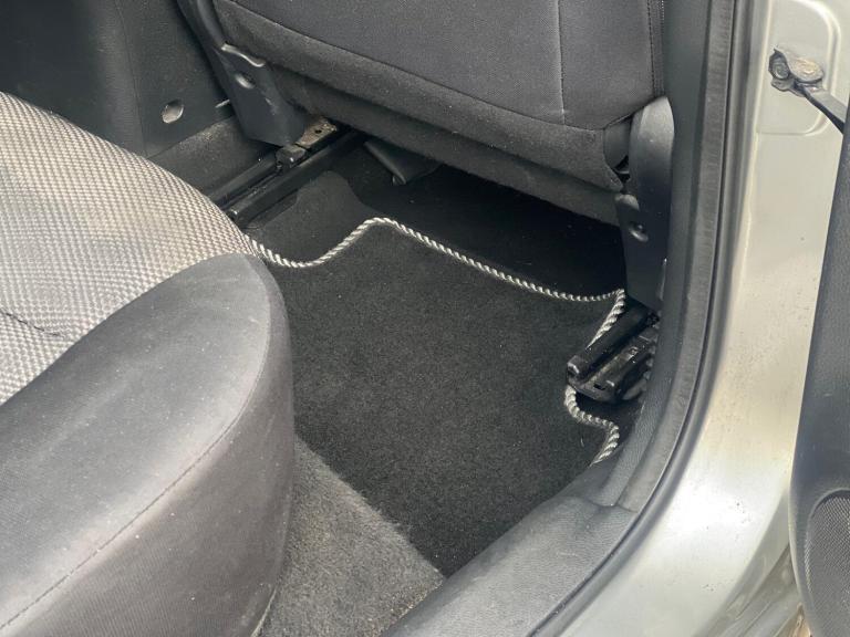 2015 Nissan Qashqai 1.6 dCi N-Tec+ 5dr HATCHBACK DIESEL Manual