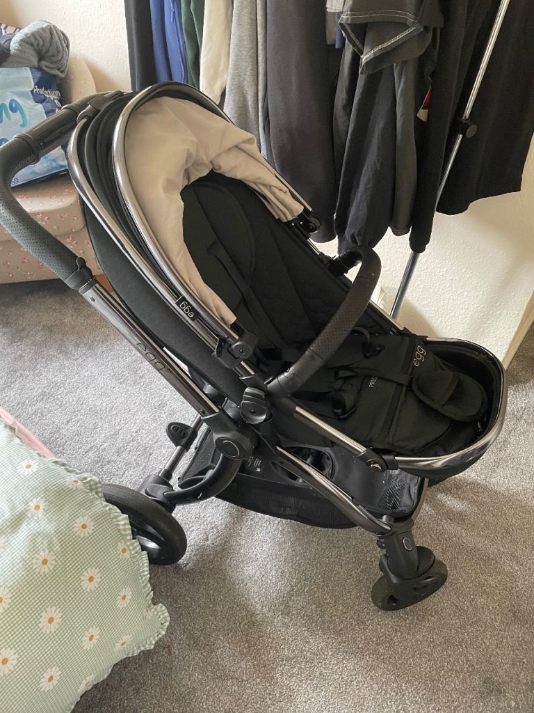 COLLECTION ONLY — Egg 3 Dark Green Stroller