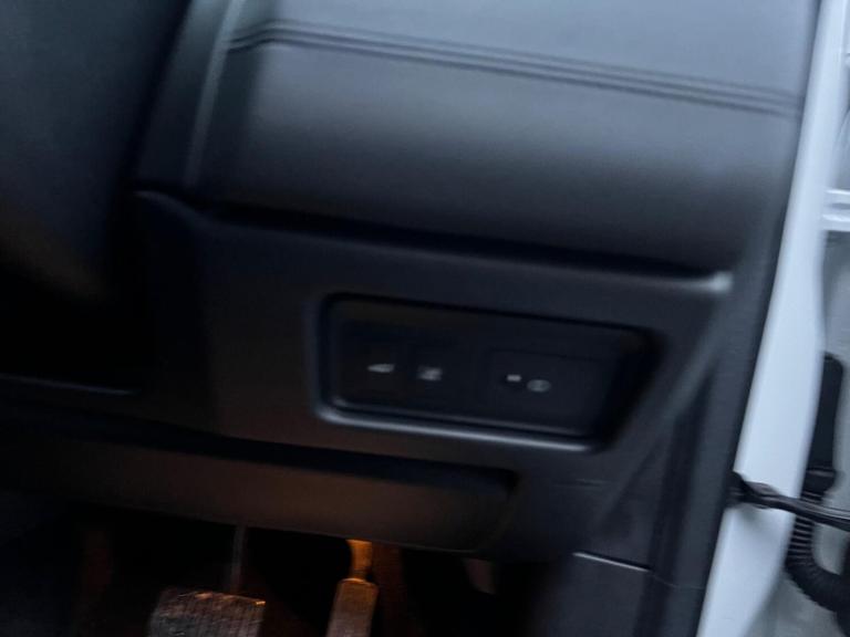 2018 Land Rover Discovery Sport 2.0 TD4 180 HSE 5dr Auto ESTATE DIESEL Automatic