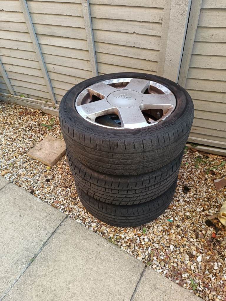 2001-2008 Ford Fiesta Mk6 Alloy wheels (2 Scrap 1 salvage) FREE