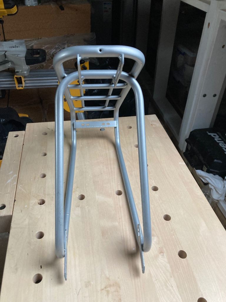 Sturdy Bike Pannier Rack – Silver, Max 25kg